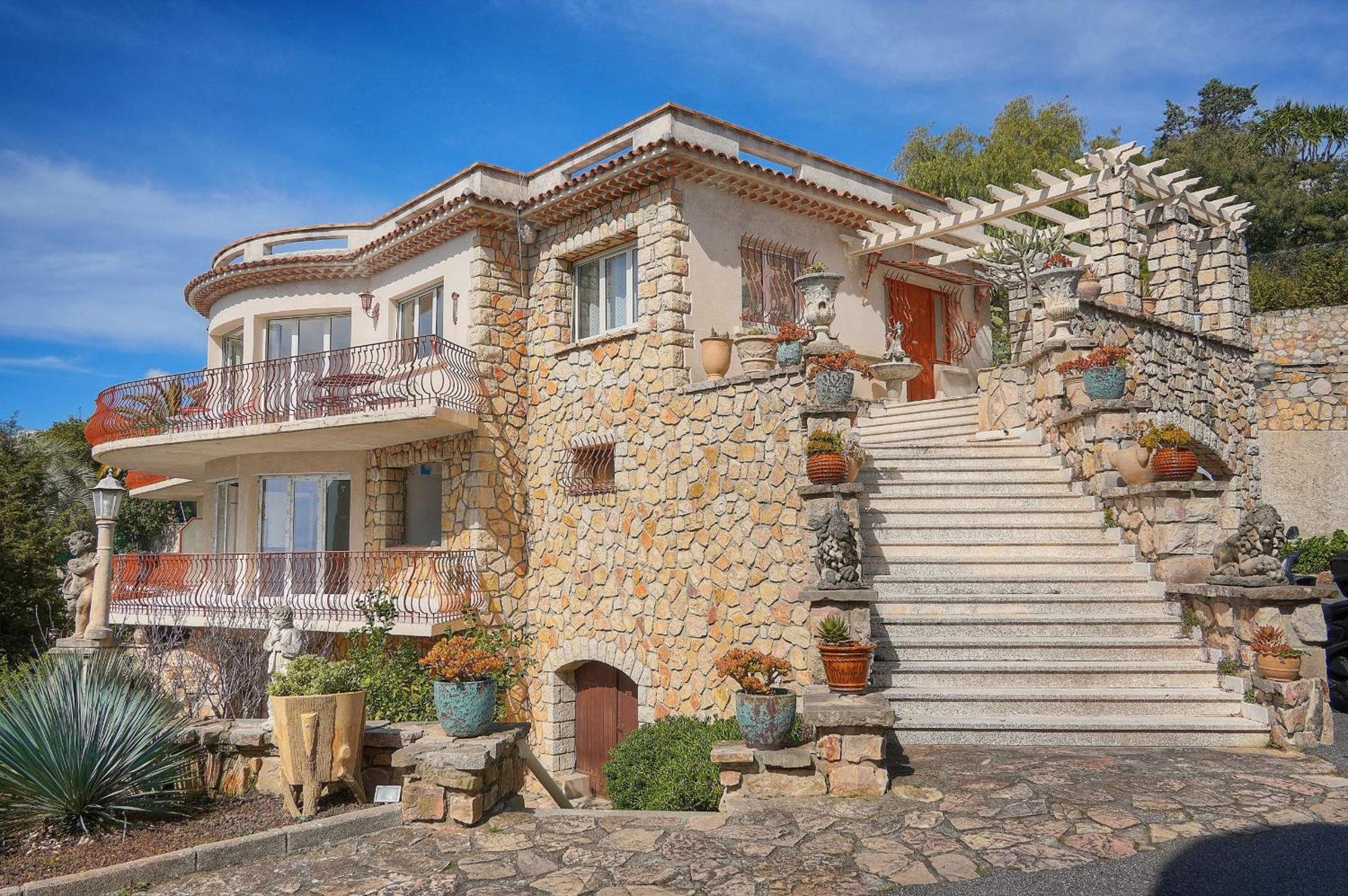 Somptueux 4 Pieces Vue Et Parking A3b132 Appartement Cannes